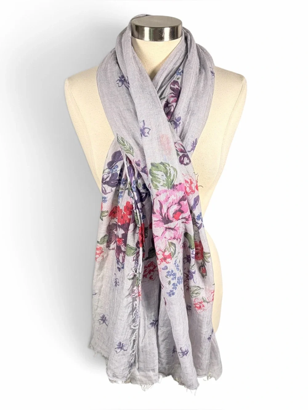 LANCIONI Gray Floral Lightweight Scarf Wrap Made in Italy Cottagecore
